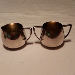 Silver Plated Sugar & Creamer Set - Vintage